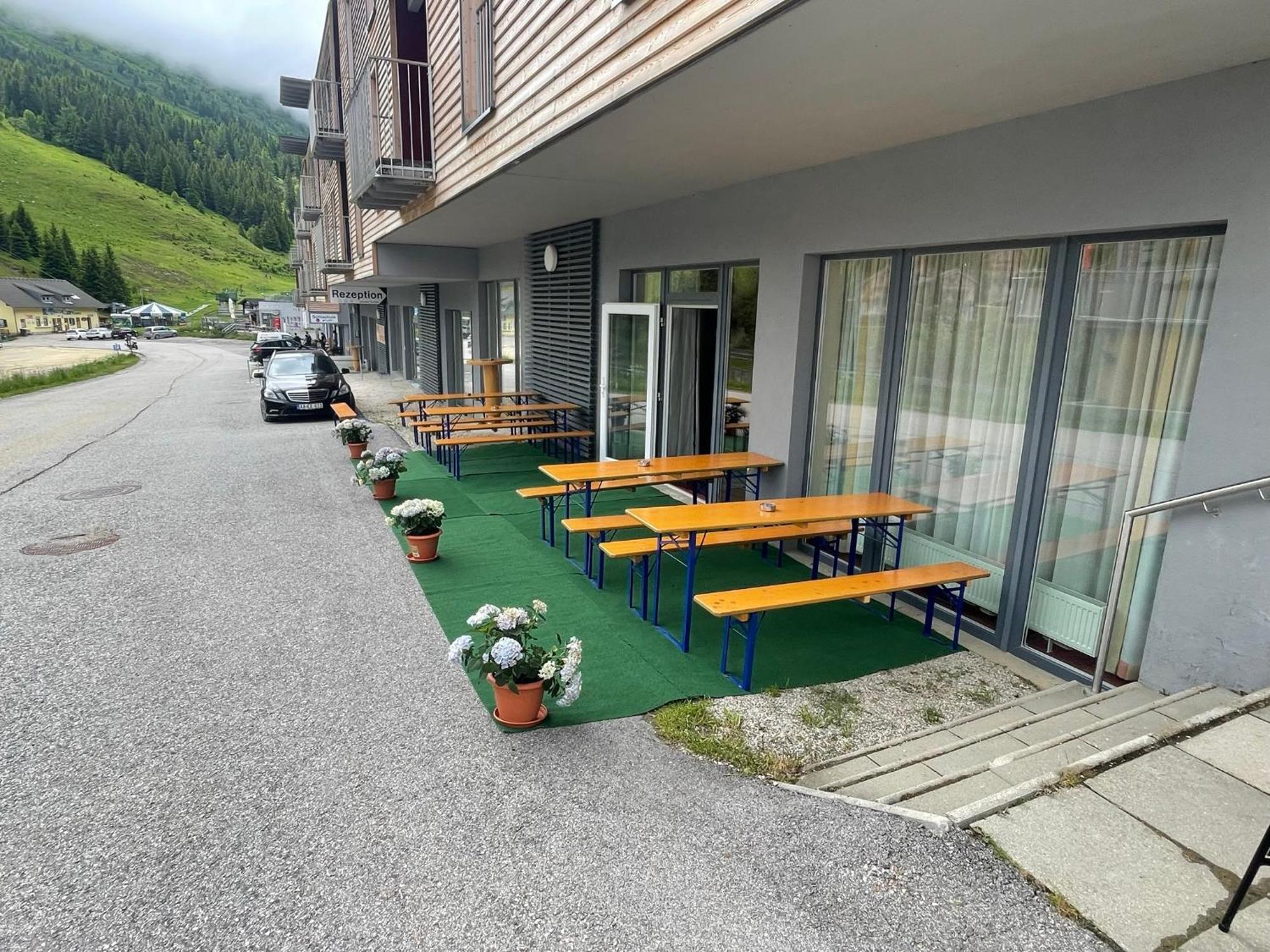 Hotel Koralpe Elsenbrunn ภายนอก รูปภาพ